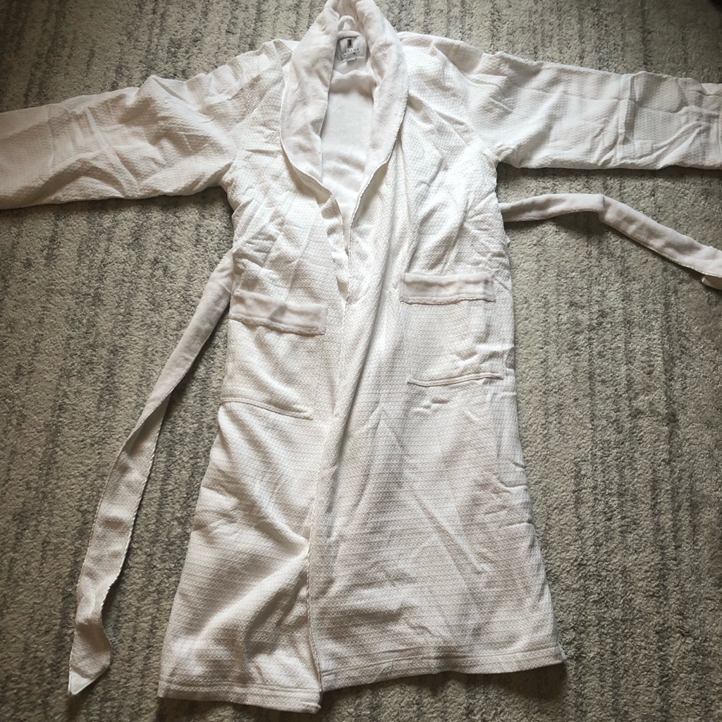 Brand New Super Soft Bath Robe Brand New Super Soft Bath Robe